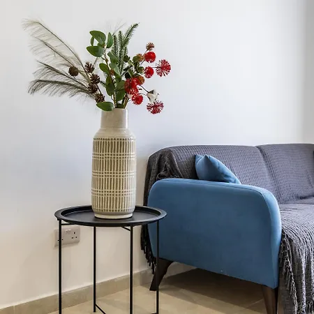 High Floor Family Of 3 - By Solea